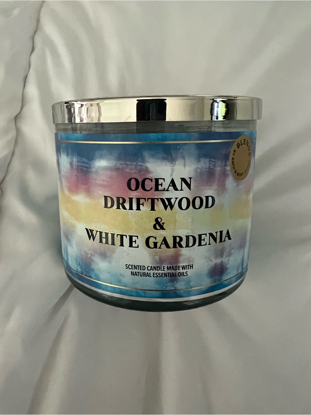 Bath & Body Works ocean driftwood & white gardenia candle